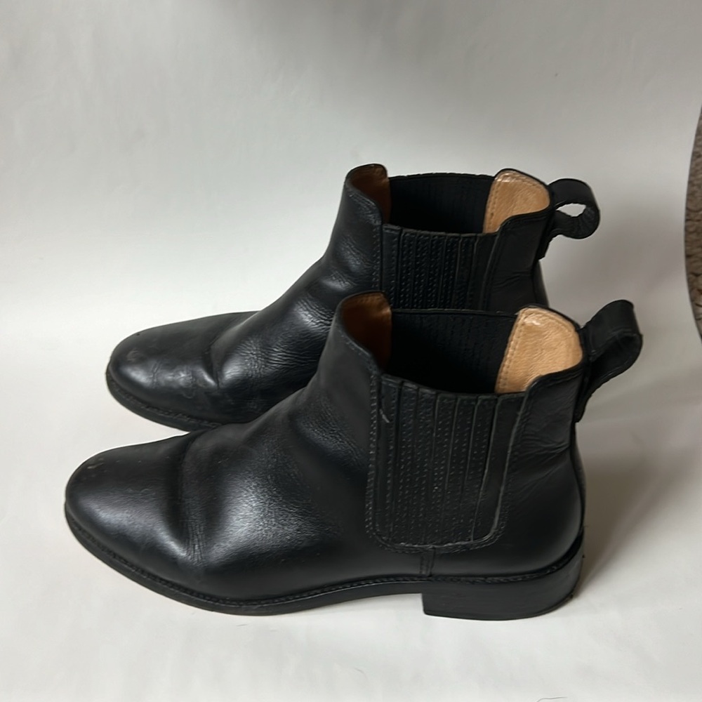 Madewell Black Leather Chelsea Boots